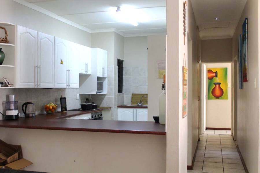 2 Bedroom Property for Sale in Jeffreys Bay Central Eastern Cape